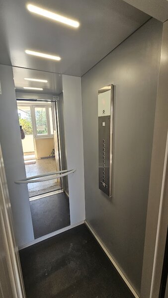 Drumul Taberei, proprietar vand 2 camere, bloc reabilitat, langa parc